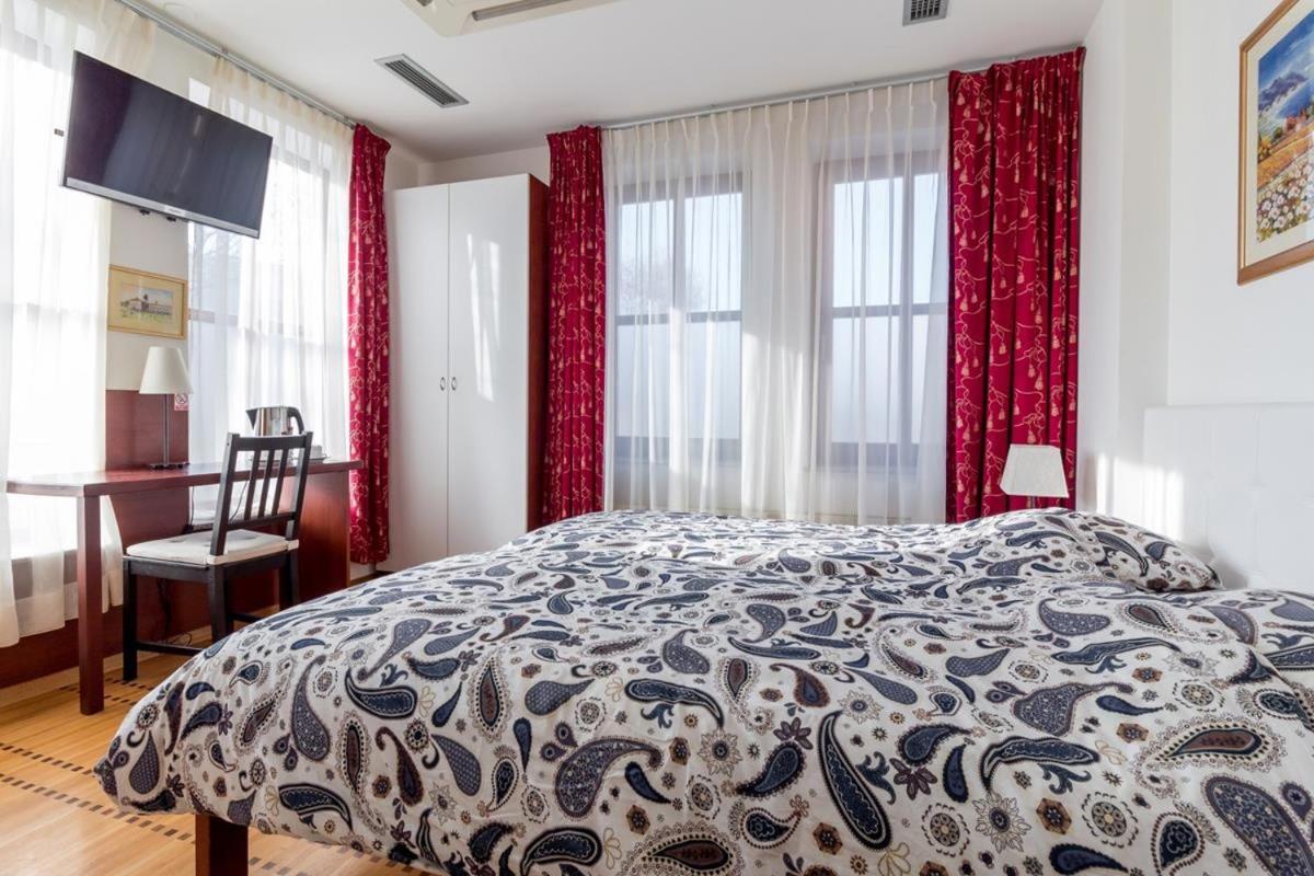 Guest House Isabel Zagrzeb Zewnętrze zdjęcie
